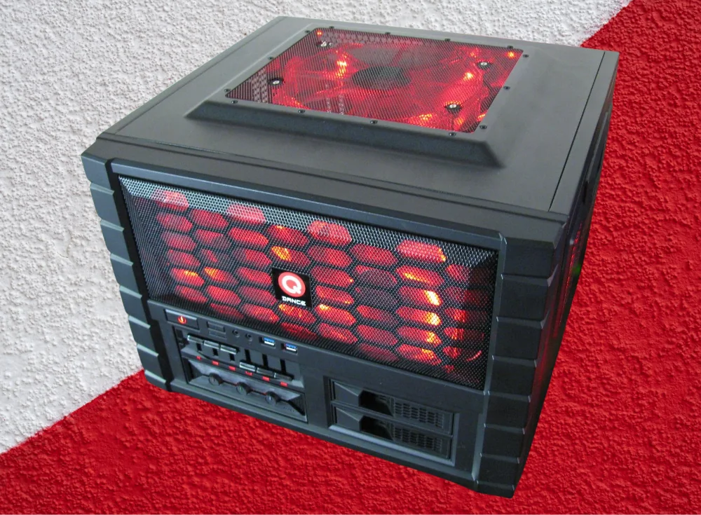 Cooler-Master-HAF-XB-EVO Cube Case for LAN parties